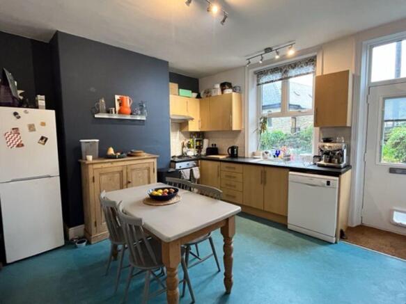 Dining kitchen