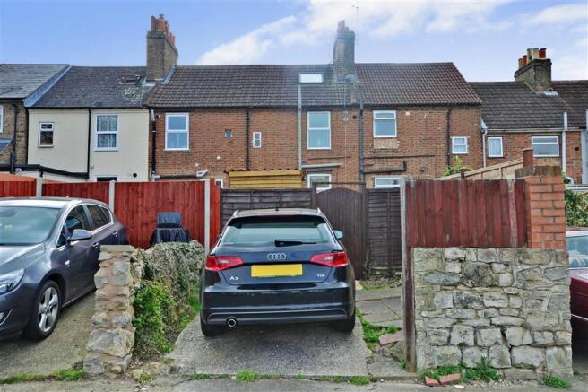 Driveway/Parking