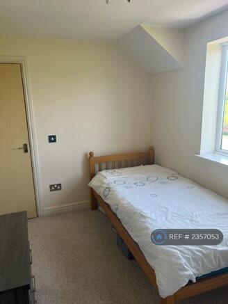 Bedroom2