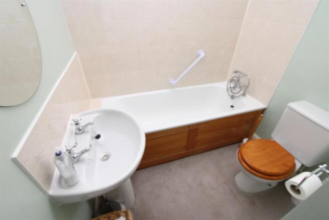 2 bed Terraced for sale Image 9