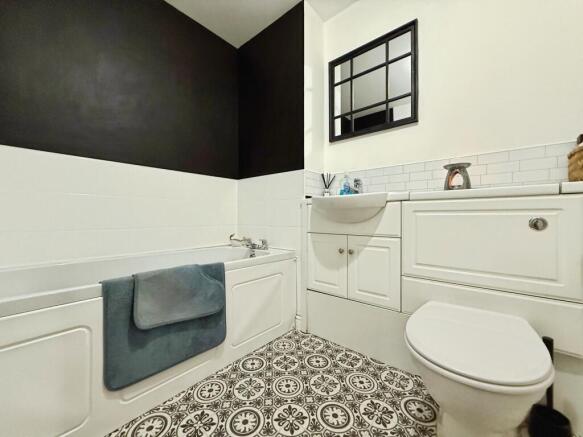 Family bathroom