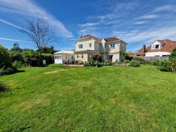 Southend Gardens, Highbridge, Somerset, TA9 photo 4