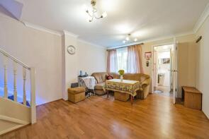 67, Aspen Close, London W5 4YQ