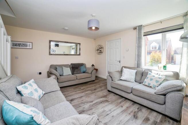 Rosebud Way, Holmewood, Chesterfield photo 4