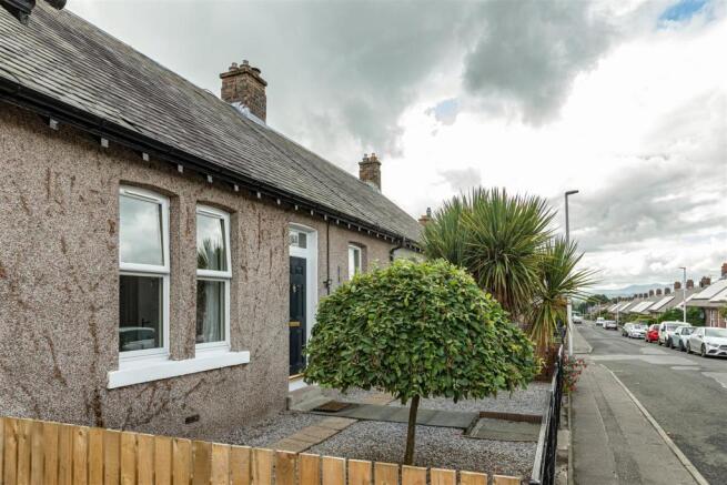 63 Fifth Street Newtongrange 03.JPG
