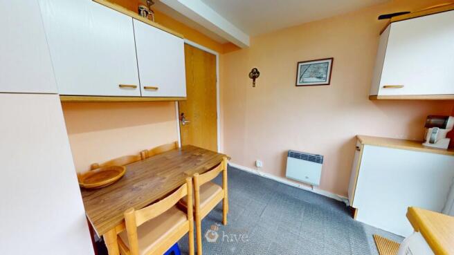 3 bed Semi-Detached for sale Image 11
