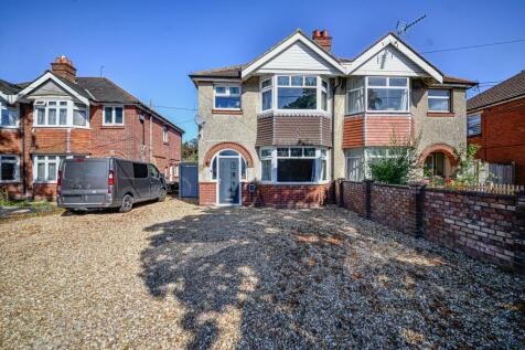 Fair Oak Road, Bishopstoke, Eastleigh