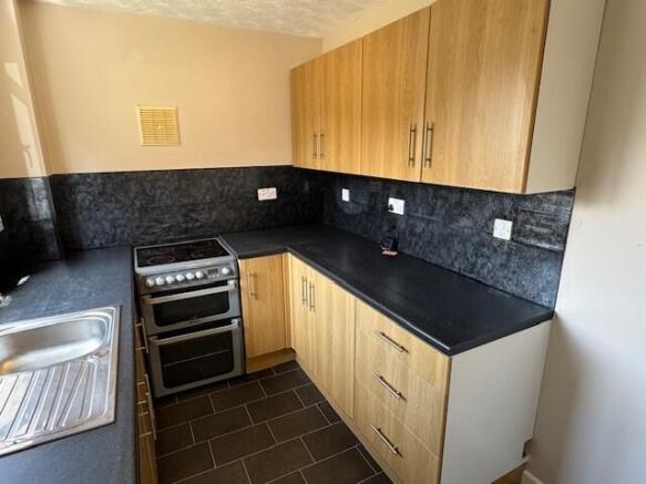 Kitchen (i)