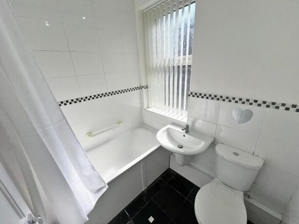 18 Neil Street 5