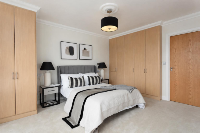 2 bed Penthouse for sale Image 5