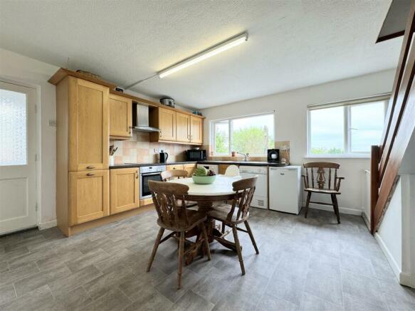 Kitchen Diner