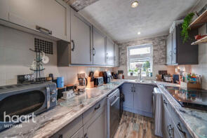 5, Broomfield, Witham CM8 3RL