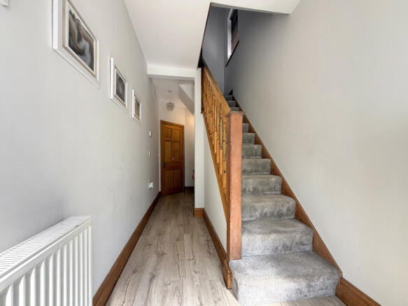 3 bed Semi-Detached for sale Image 12