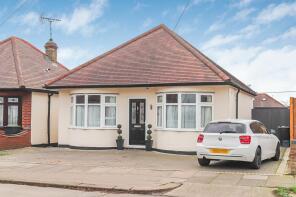 66, North Crescent, Southend-on-sea SS2 6TJ