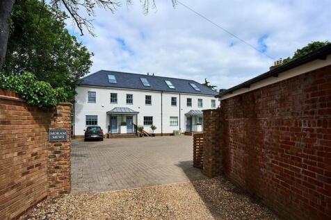 Datchet Road, Old Windsor, SL4