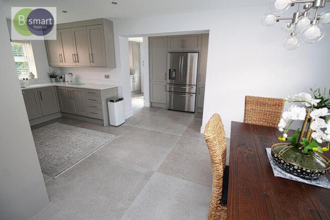 3 bed Detached for sale Image 11