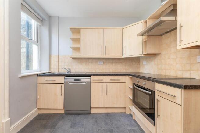 2 bed Terraced for sale Image 9