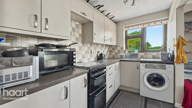 House in Manningtree, Lawford - View 4