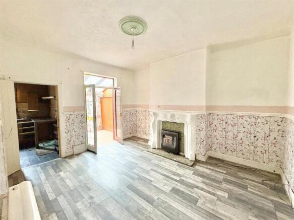Dining Room.jpg