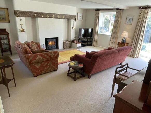 Sitting Room.JPG