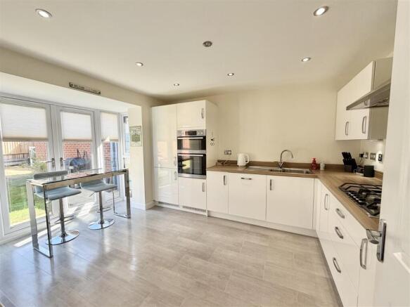 Wrekin Dove Close-7.jpg