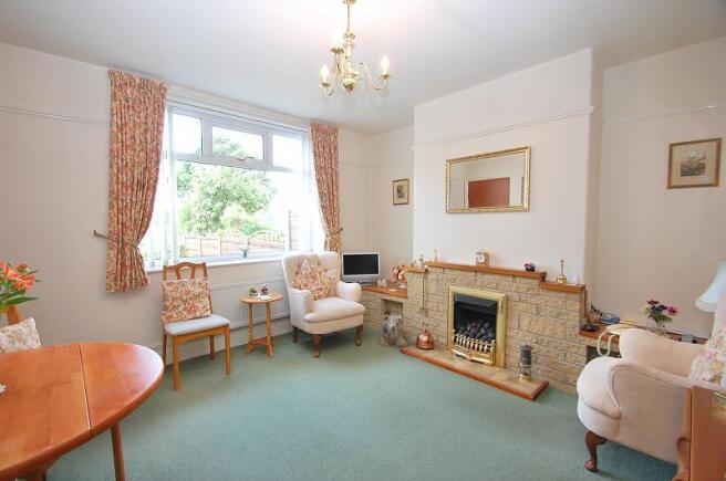 Dining/Sitting Room