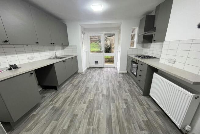 Modern fitted kitche