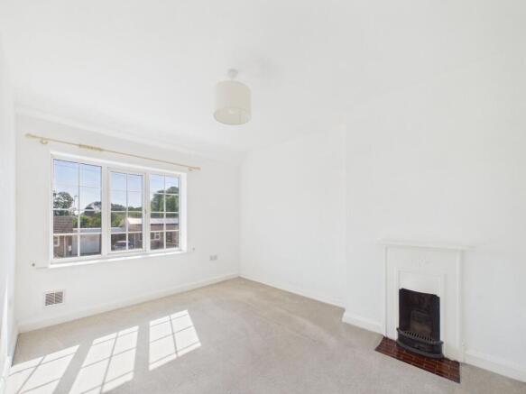 3 bed Terraced for sale Image 9
