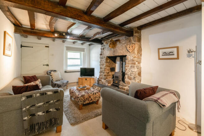 3 bed Semi-Detached for sale Image 6