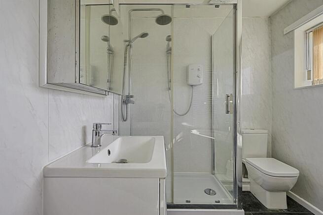 3 bed Semi-Detached for sale Image 10