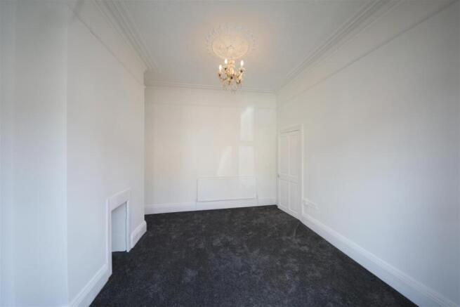 4 bed Semi-Detached for sale Image 6