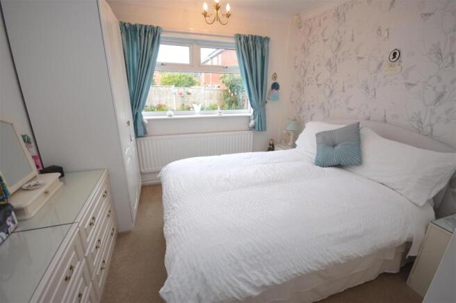 BED 1.jpg