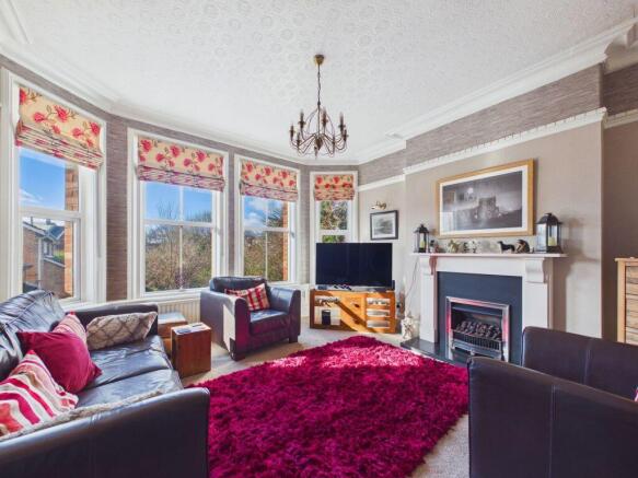 7 bed Semi-Detached for sale Image 9