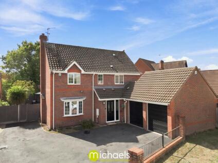 Eastwood Drive, Highwoods, Colchester, CO4