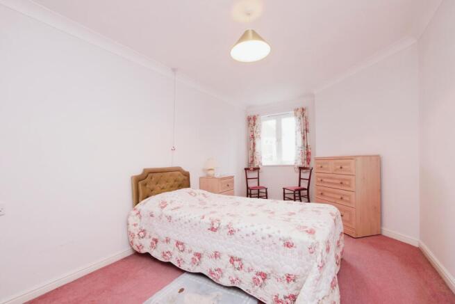 2 bed Apartment for sale Image 5