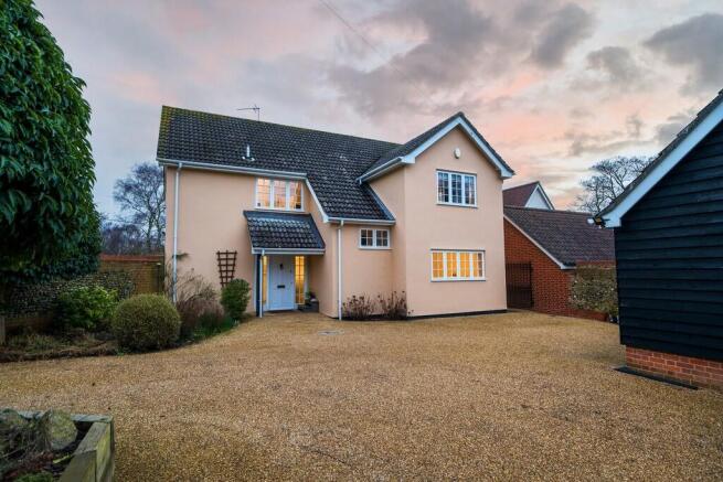 1440px_High Gable...