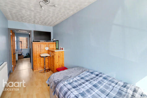 Meadowsweet Road, Leicester
