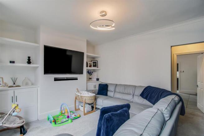 2 bed Terraced for sale Image 4