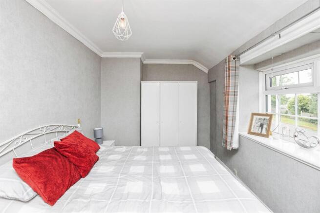 2 bed Terraced for sale Image 6