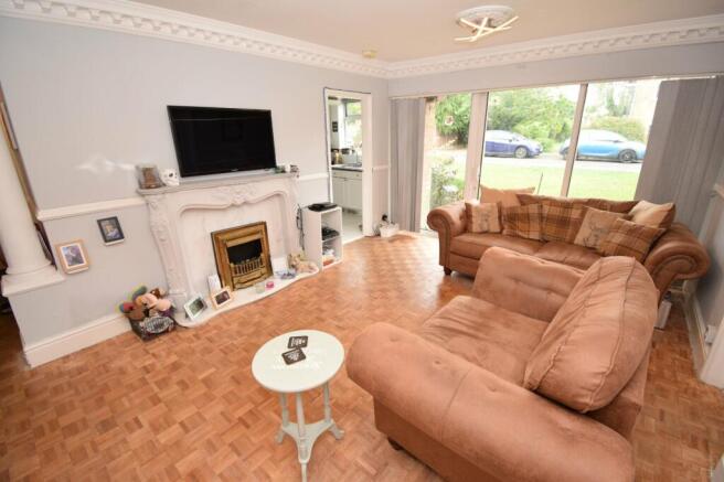 Living/Dining Room