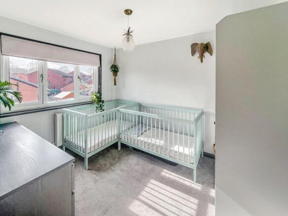3 bed Semi-Detached for sale Image 9