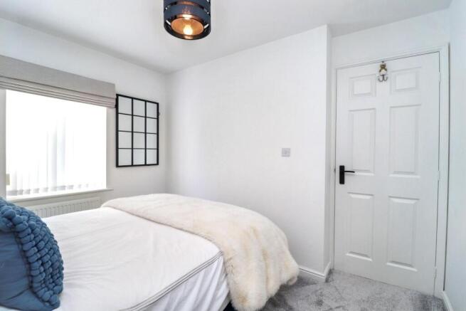 3 bed Semi-Detached for sale Image 12