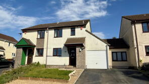 18, Hazeldene Close, Ivybridge PL21 9EL