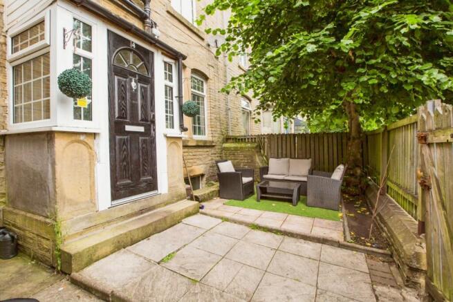 4 bed Terraced for sale Image 5
