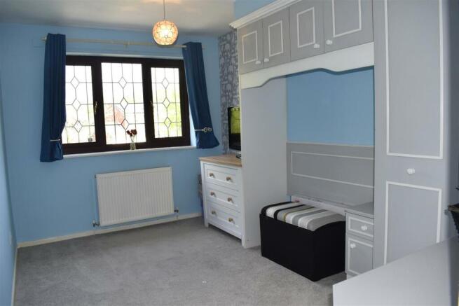 bedroom 3.JPG