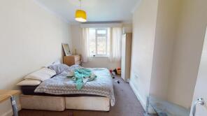 7, Rokeby Gardens, Headingley, Leeds LS6 3JZ