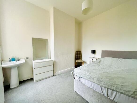 Bedroom 2 Aspect 2