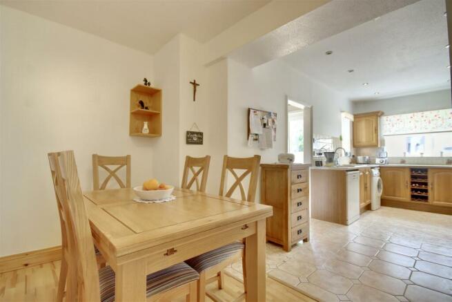 Kitchen Diner