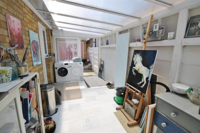 Utility/ Art Room