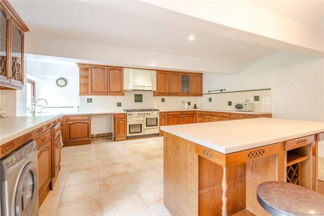 5 bed Barn Conversion for sale Image 9